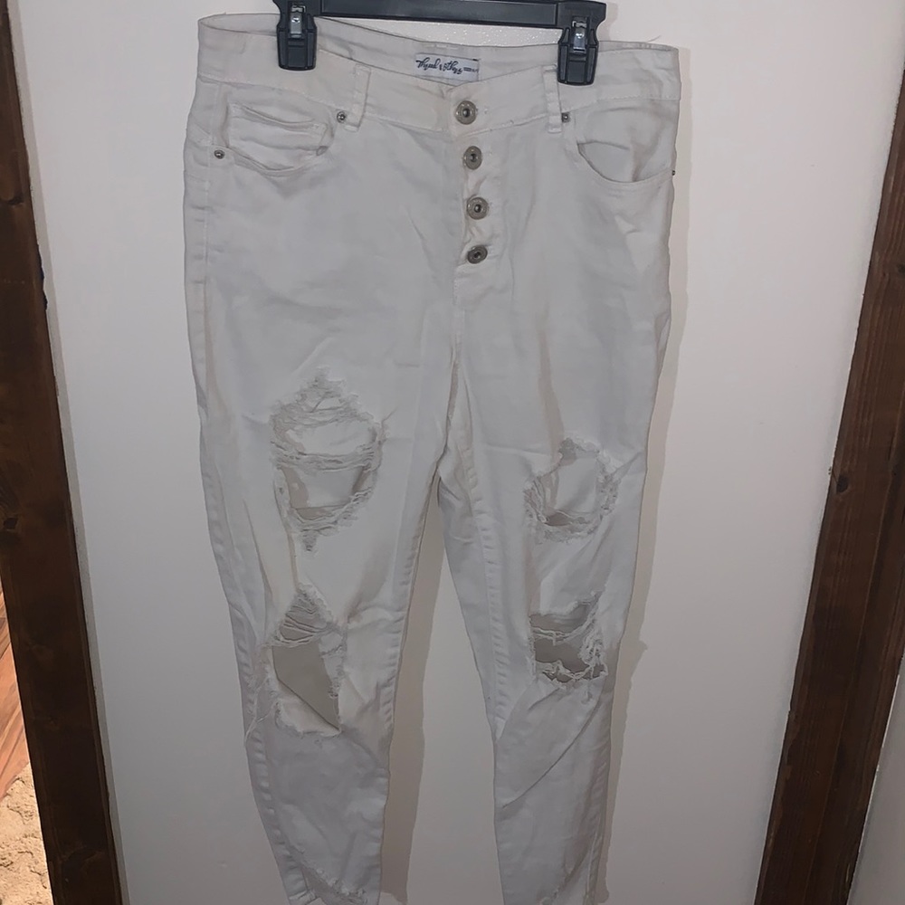 White capris high waisted button up size 11/12